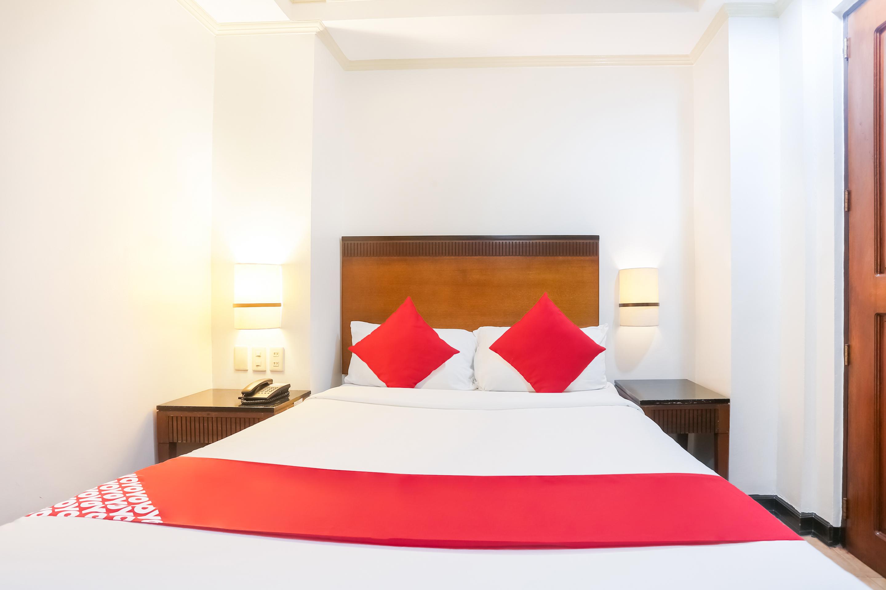 Super Oyo 406 Royale Parc Inn & Suites Manila Ngoại thất bức ảnh