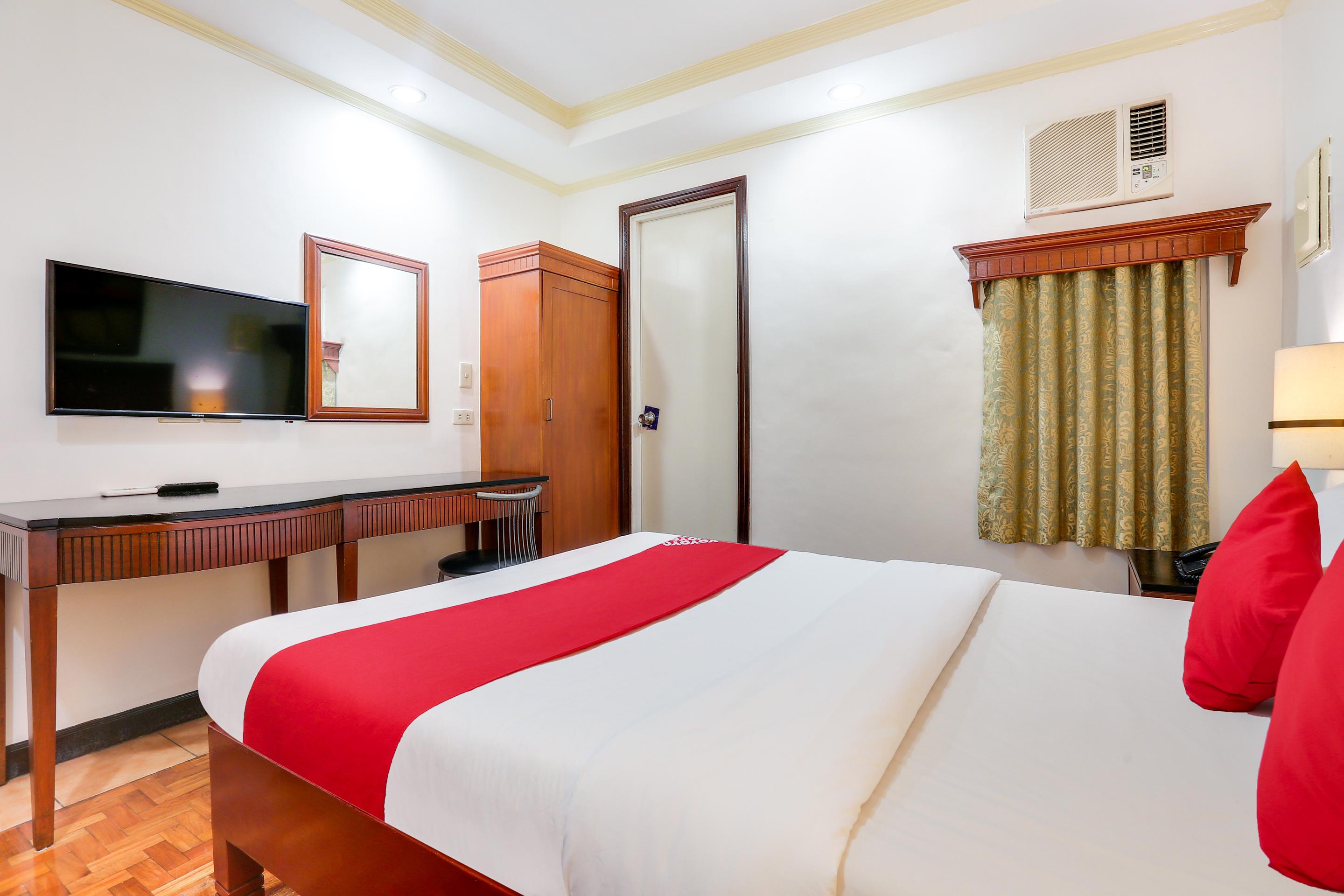 Super Oyo 406 Royale Parc Inn & Suites Manila Ngoại thất bức ảnh