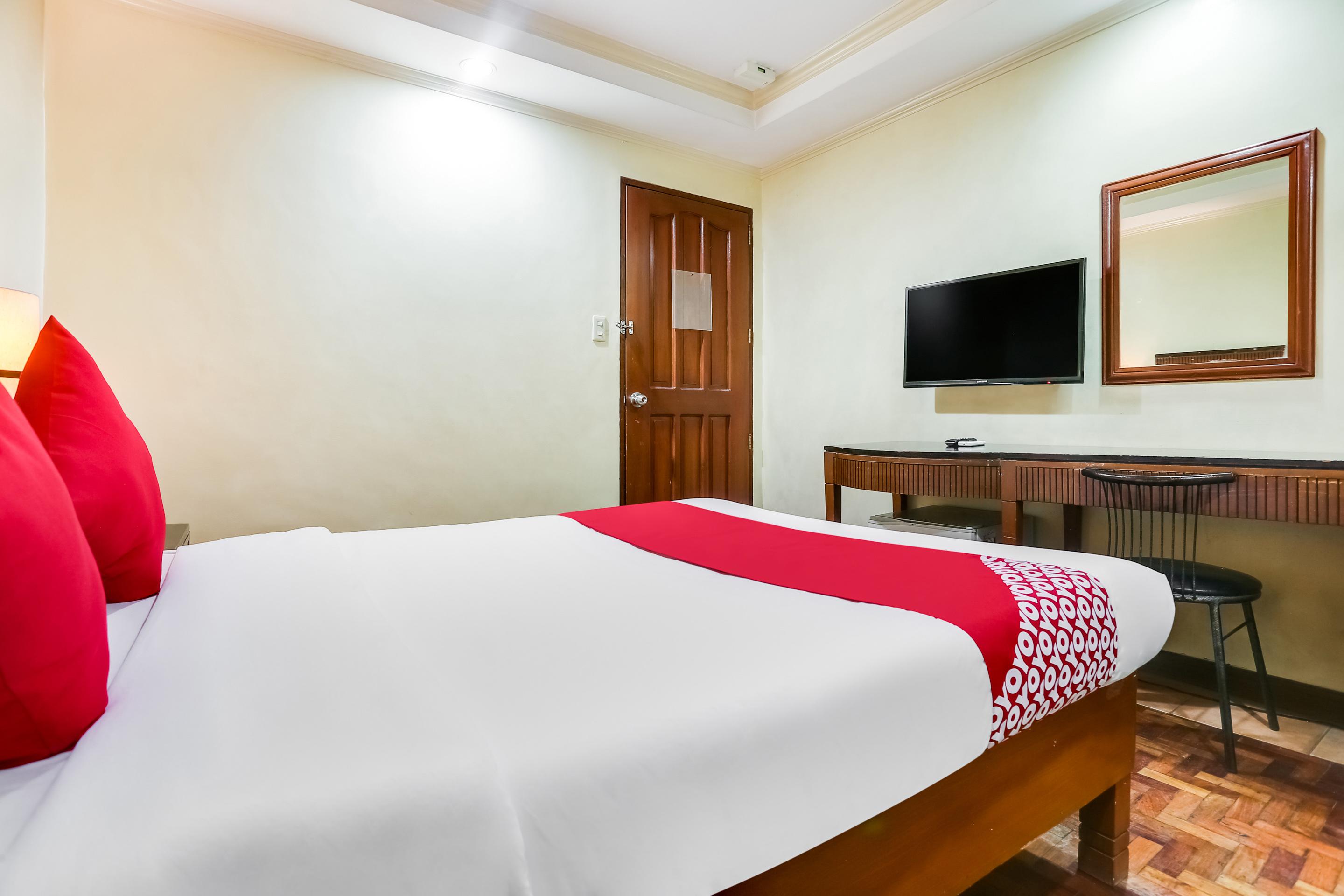 Super Oyo 406 Royale Parc Inn & Suites Manila Ngoại thất bức ảnh